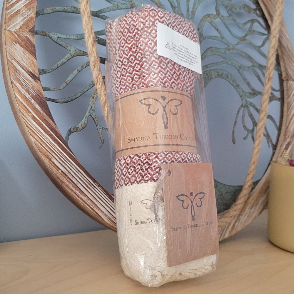 NWT Smyrna Turkish Cotton Hand Towel - set of 2